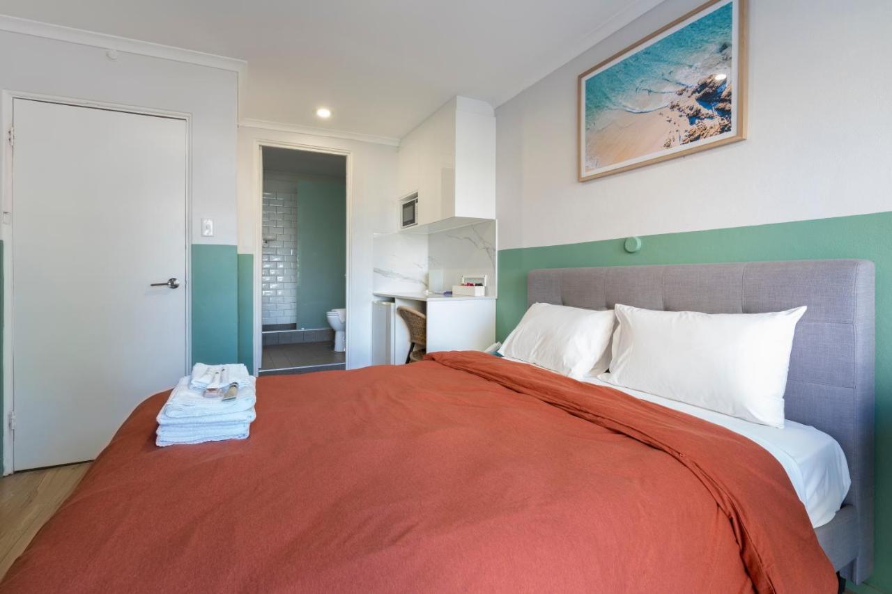 Manly Waves Studios & Apartments Sídney Exterior foto