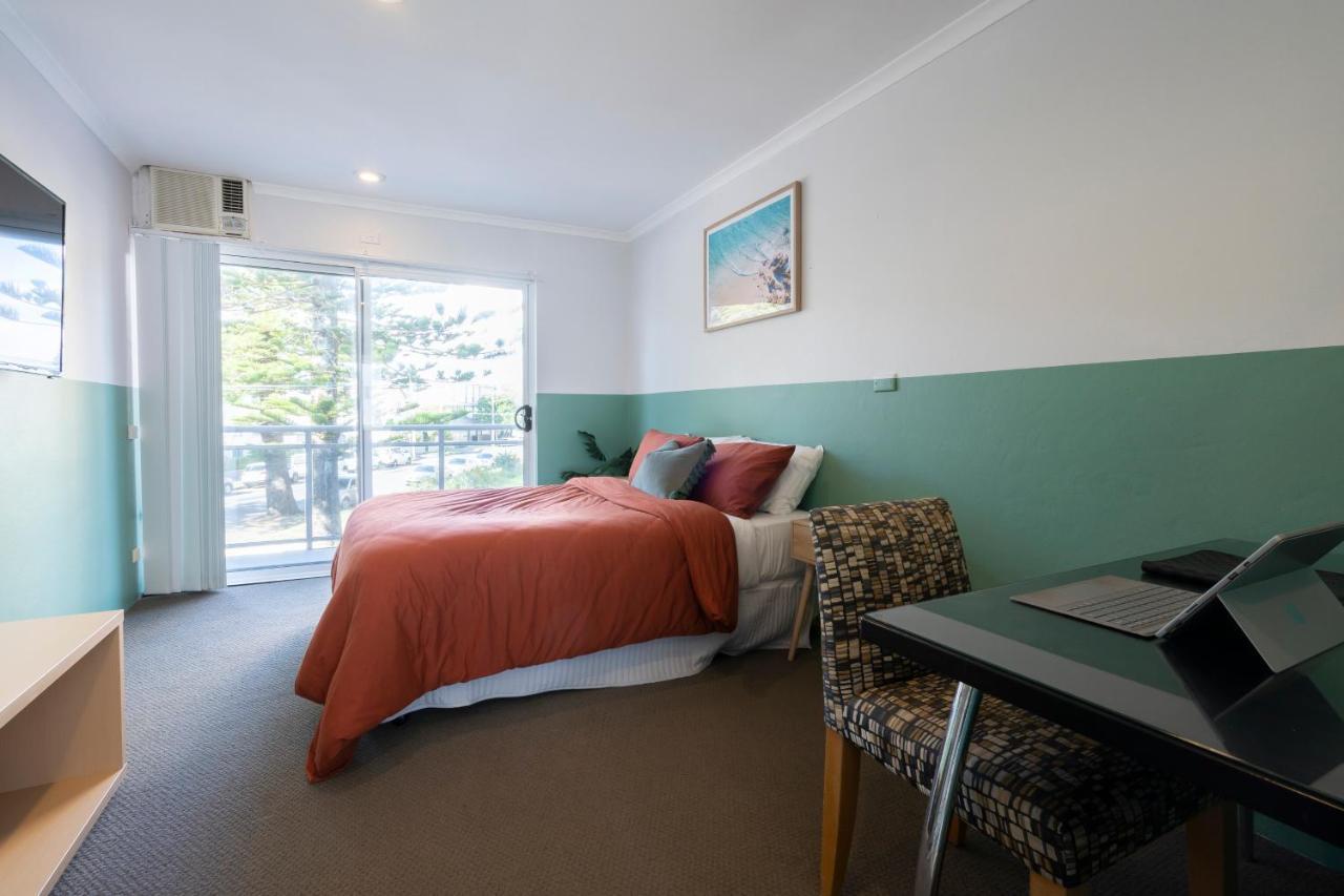 Manly Waves Studios & Apartments Sídney Exterior foto
