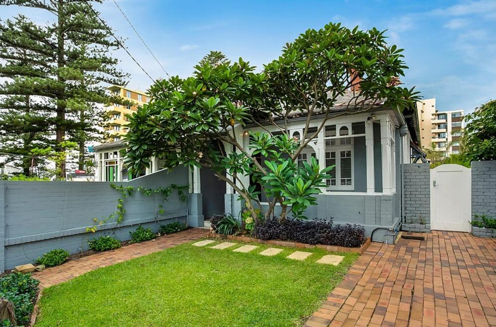 Manly Waves Studios & Apartments Sídney Exterior foto